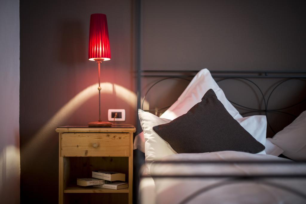 Hotel Acadia - Adults Mountain Home เซลวาดีวัลการ์เดนา ห้อง รูปภาพ