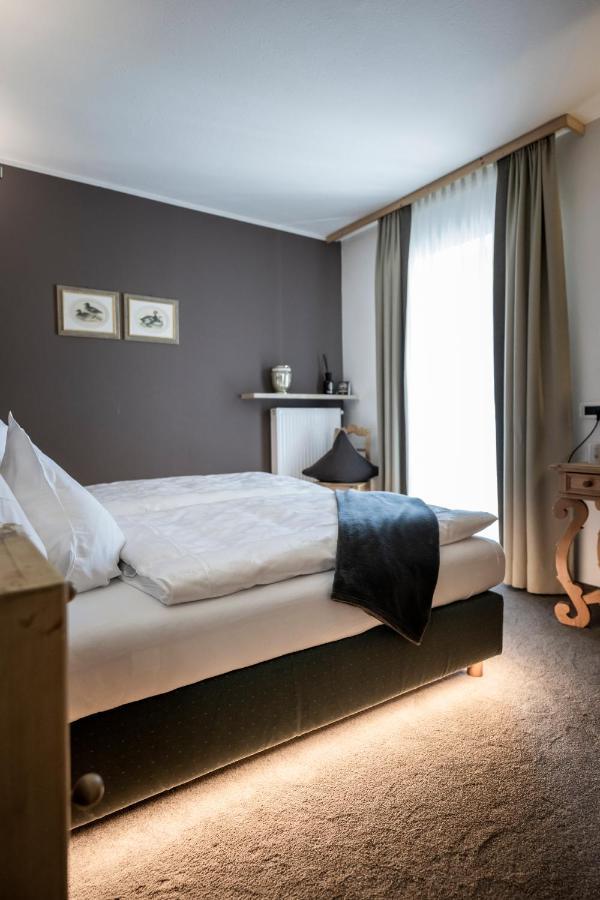 Hotel Acadia - Adults Mountain Home เซลวาดีวัลการ์เดนา ภายนอก รูปภาพ