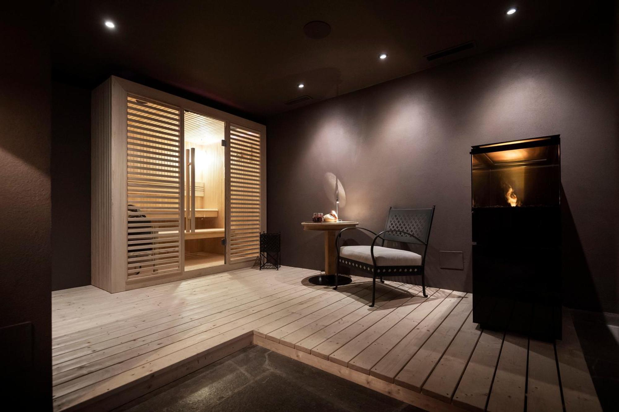 Hotel Acadia - Adults Mountain Home เซลวาดีวัลการ์เดนา ภายนอก รูปภาพ