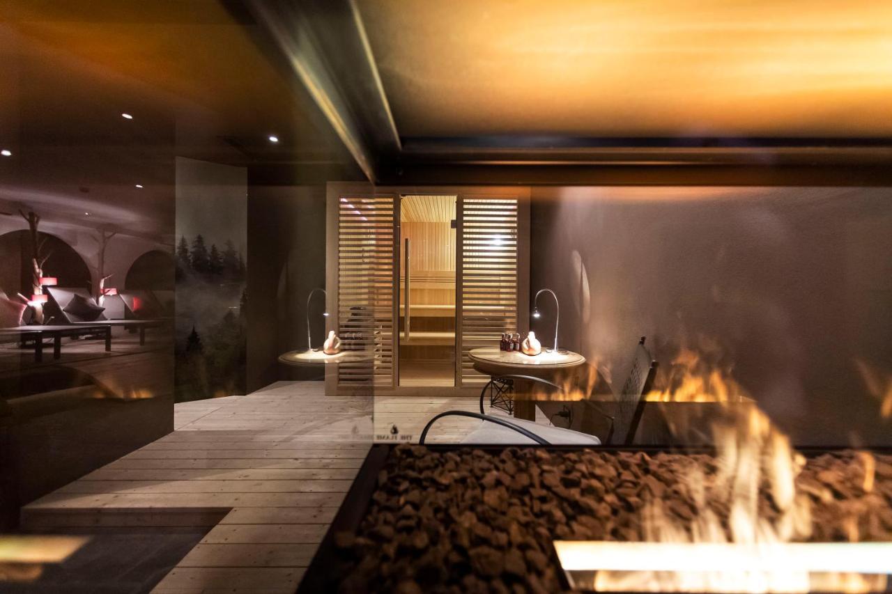 Hotel Acadia - Adults Mountain Home เซลวาดีวัลการ์เดนา ภายนอก รูปภาพ